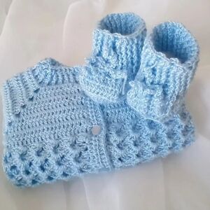 Crochet baby set